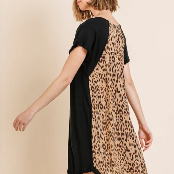 Linen Front Leopard Print Dress, Size Large - Picture 3 of 7